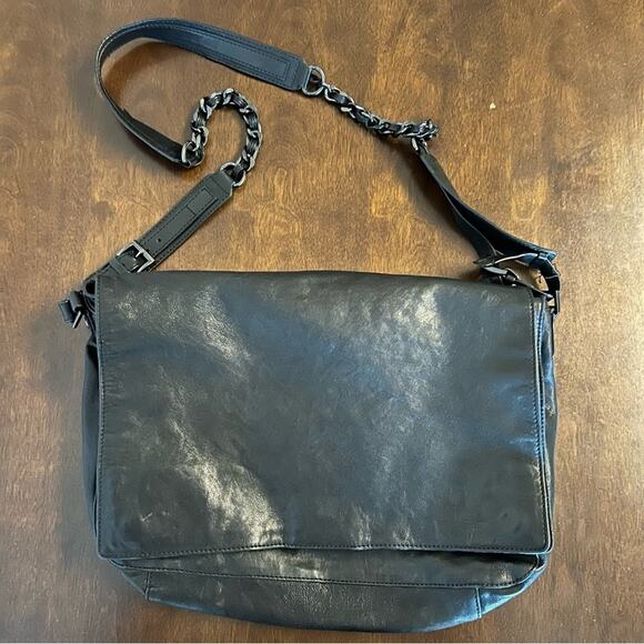 Alice + Olivia Handbags - Alice + Olivia Large Leather Black Messenger Style Purse Bag